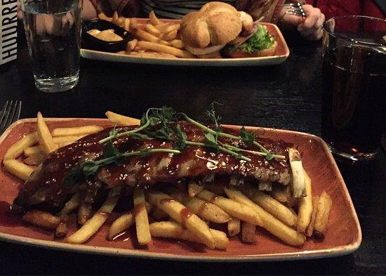 Public House Huurre