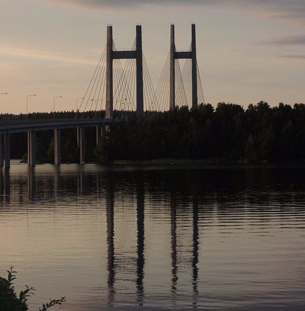 Karkisten Silta