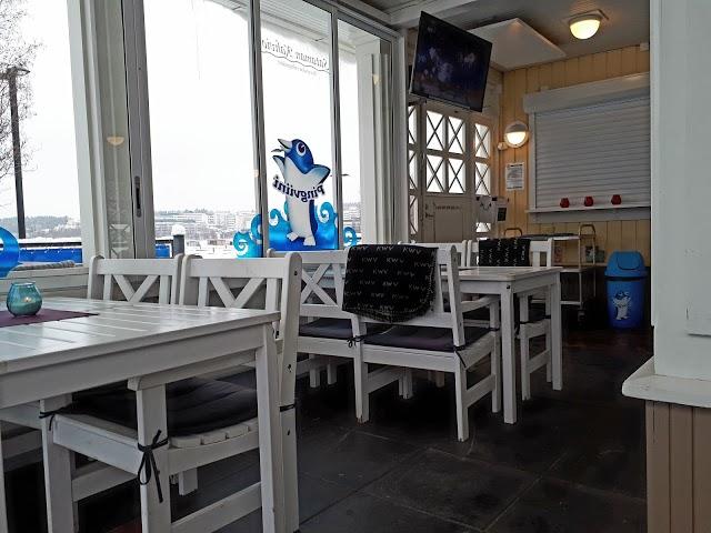 Satama's Cafe