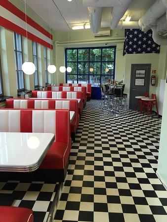Hello American Diner