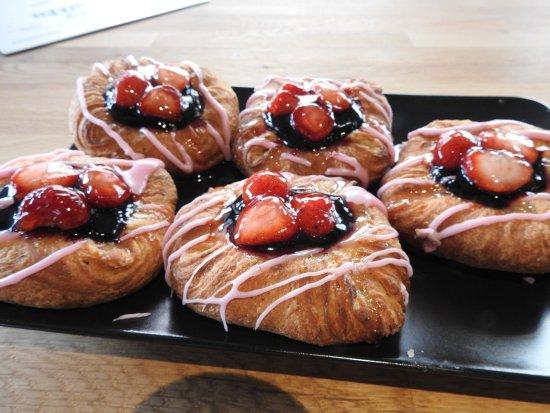 Cafe & Bakery Mimosa