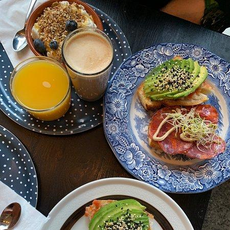 Cafelito Cafe & Deli