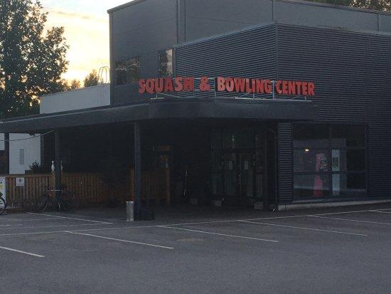 Squash & Bowling Center