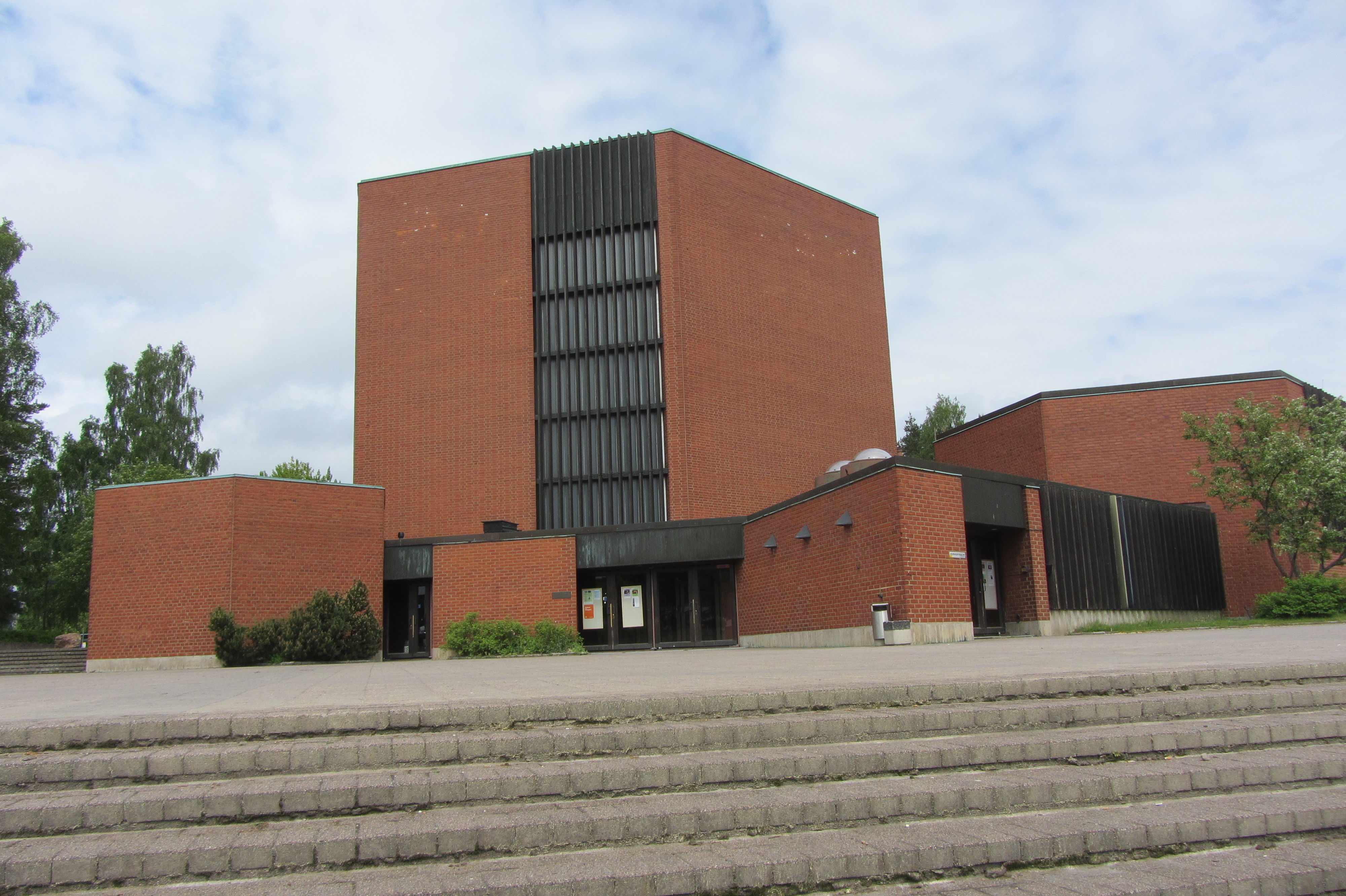 Roihuvuoren kirkko
