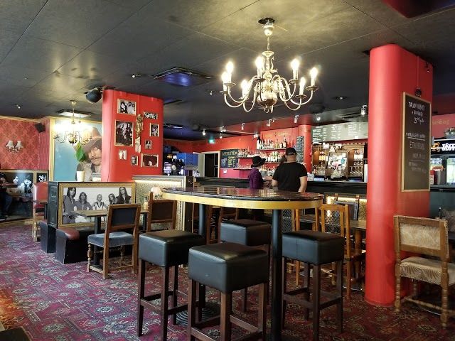 Bar Loosister
