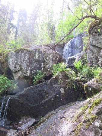 Tarhapuro Waterfall